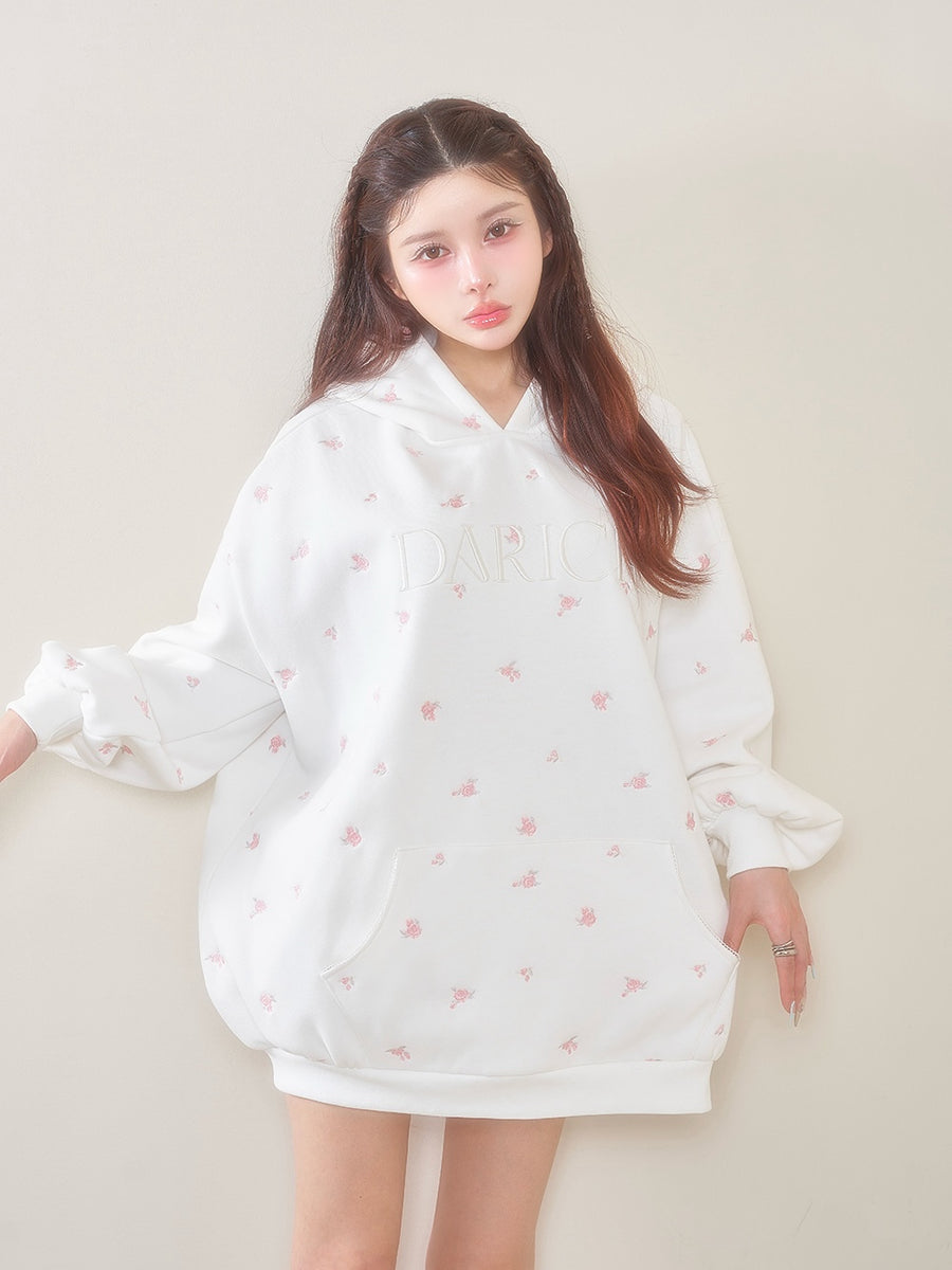 モデル:160cm(着用サイズ:FREE 着用カラー:WHT)