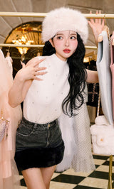 モデル:160cm(着用サイズ:FREE 着用カラー:WHT)