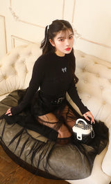 モデル:160cm(着用サイズ:FREE 着用カラー:BLK)
