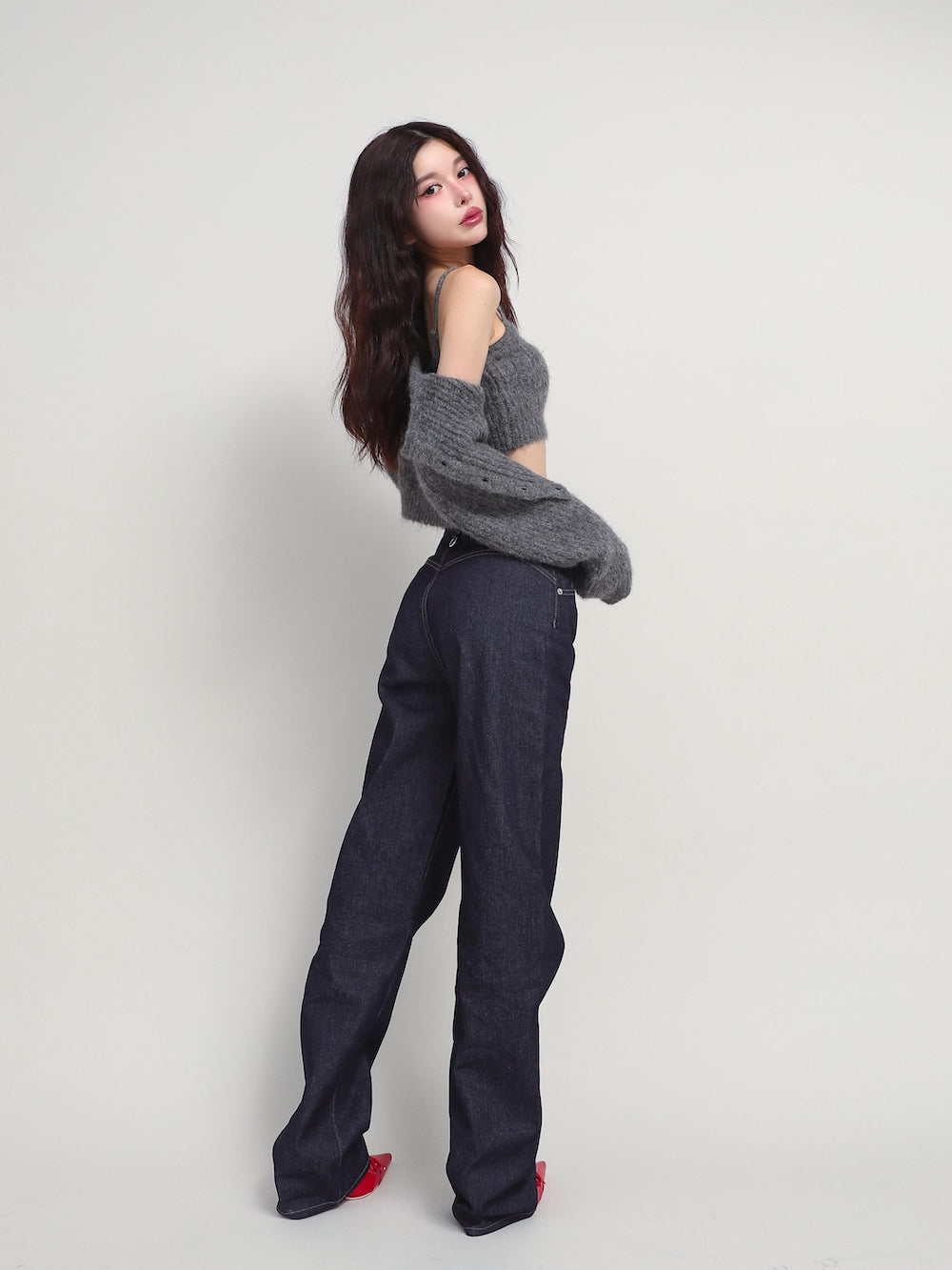 モデル:160cm(着用サイズ:S 着用カラー:IND)