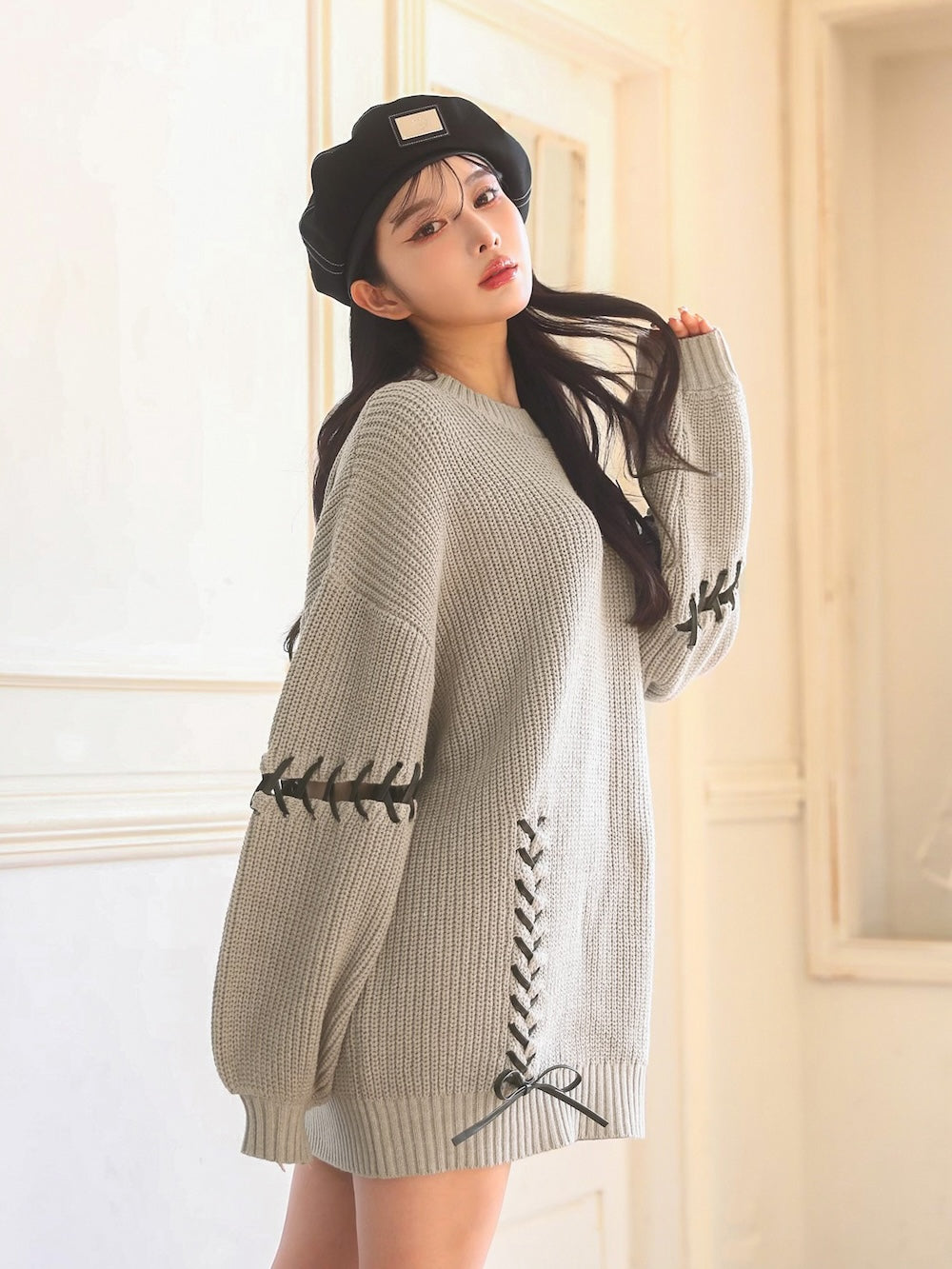 モデル:160cm(着用サイズ:FREE 着用カラー:GRY)