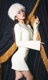 モデル:160cm(着用サイズ:FREE 着用カラー:WHT)