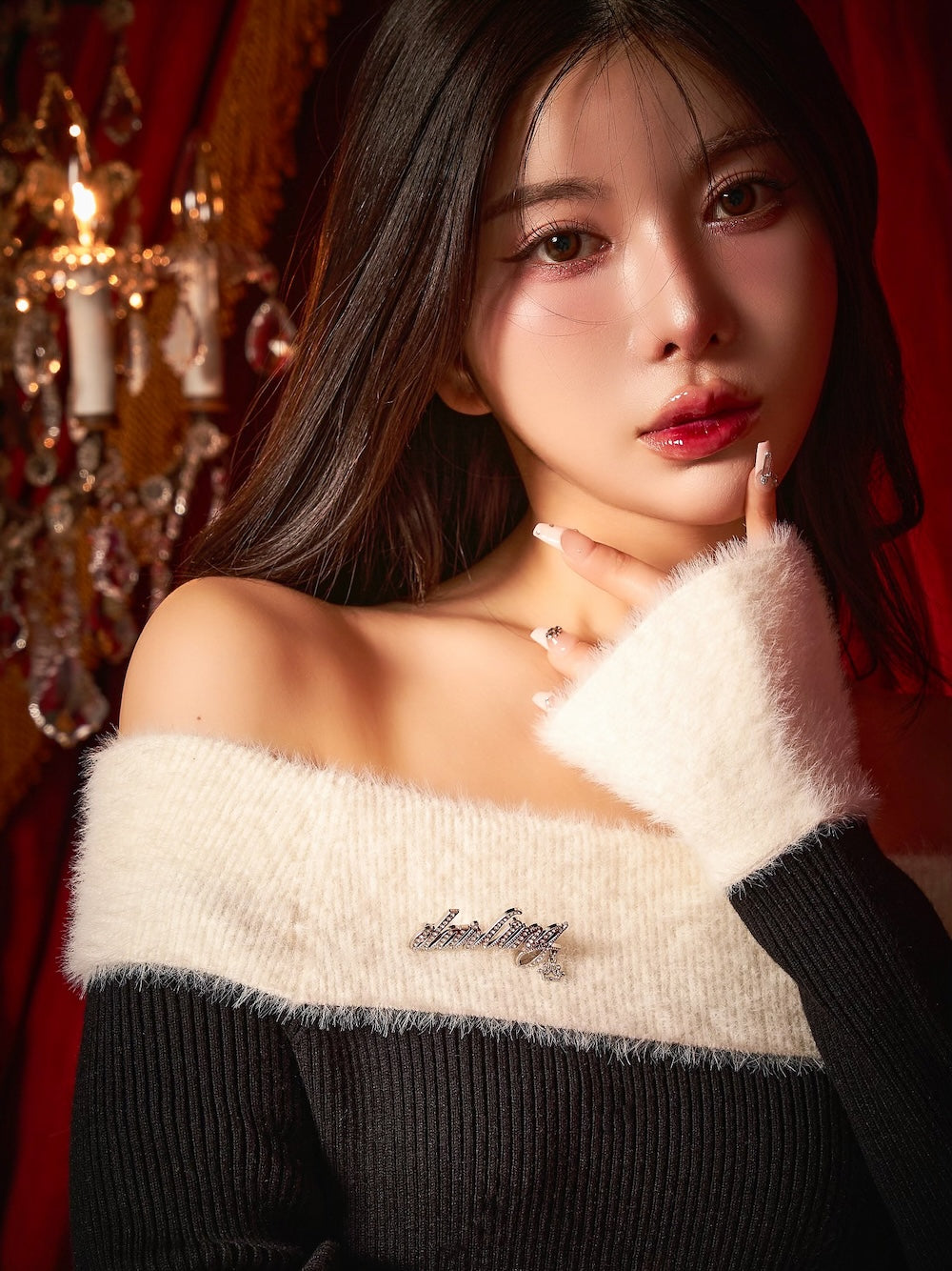 モデル:160cm(着用サイズ:FREE 着用カラー:BLK)