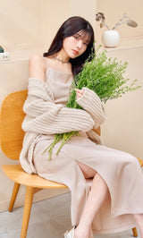 モデル:160cm(着用サイズ:FREE 着用カラー:BEG)
