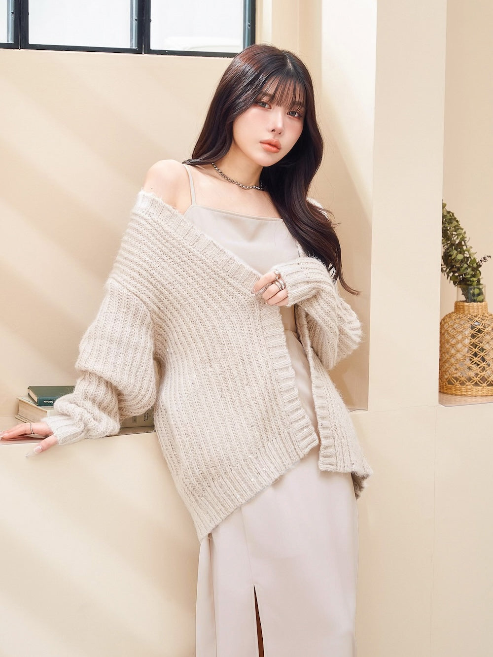 モデル:160cm(着用サイズ:FREE 着用カラー:BEG)