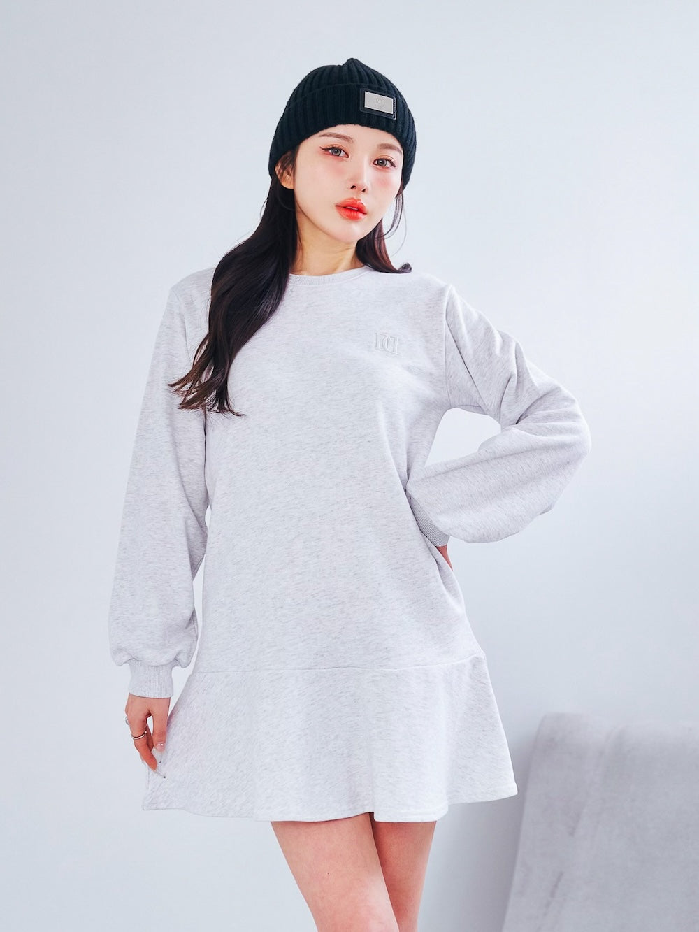 モデル:160cm(着用サイズ:FREE 着用カラー:GRY)