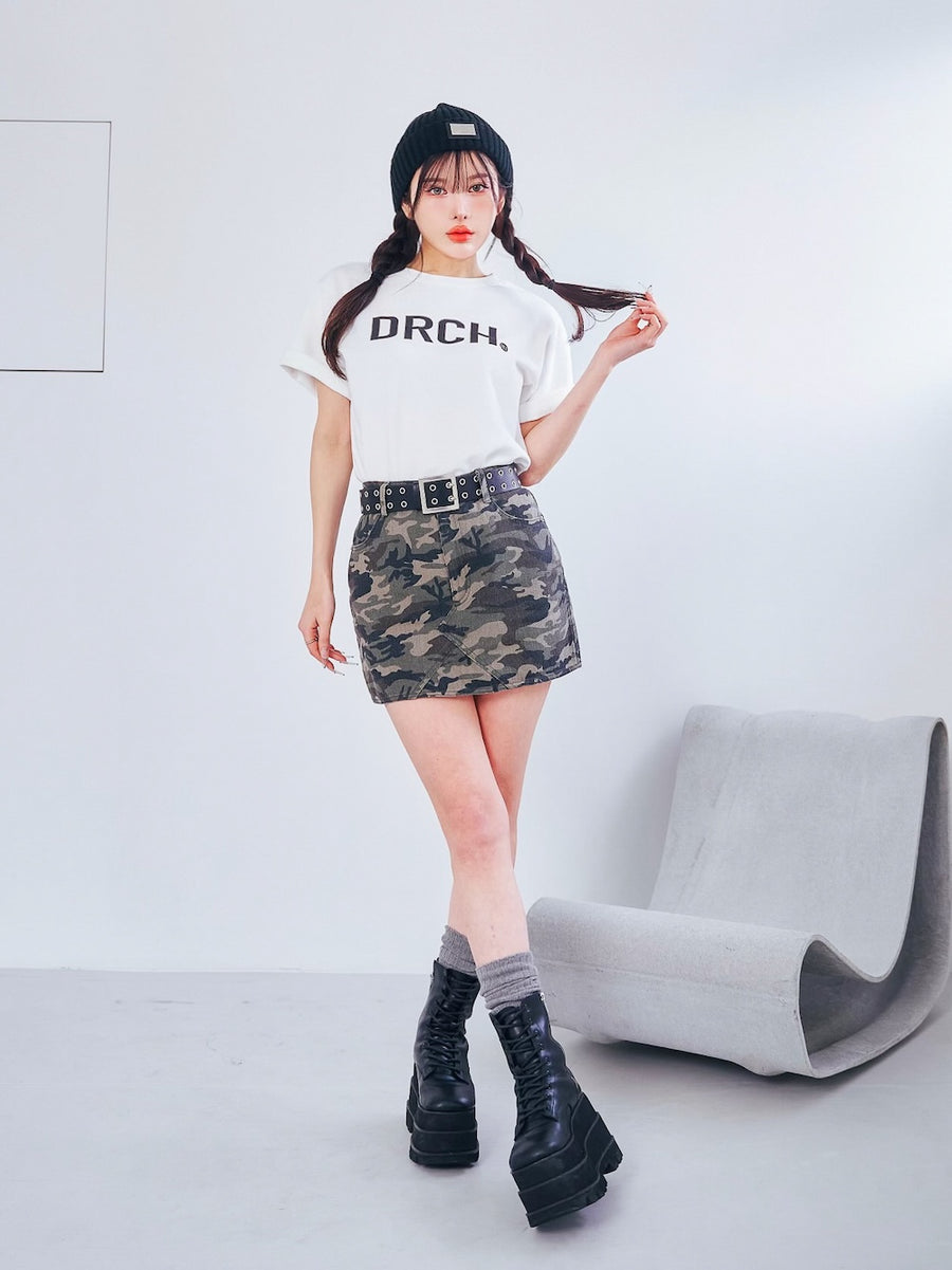 モデル:160cm(着用サイズ:FREE 着用カラー:WHT)