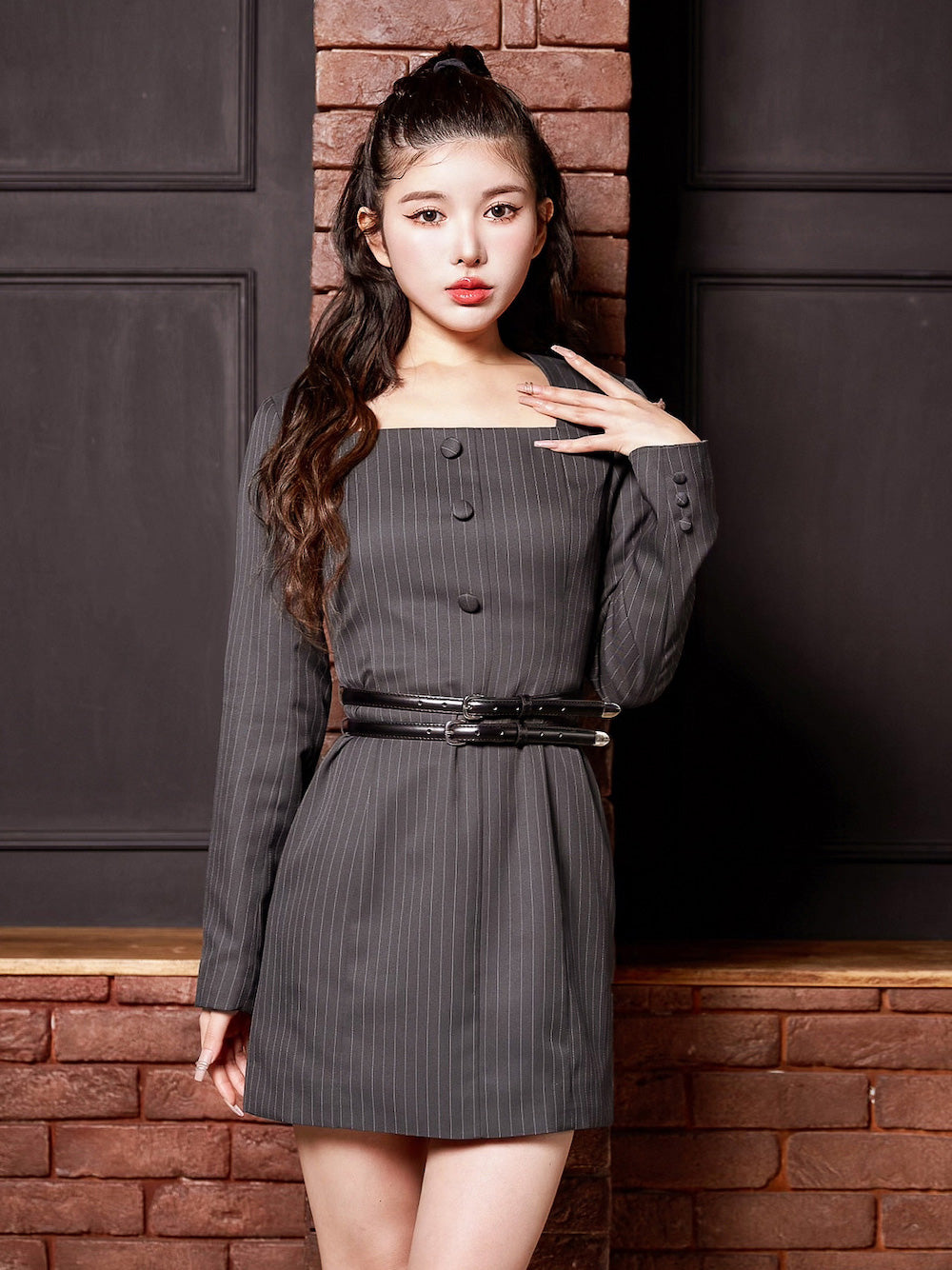 モデル:160cm(着用サイズ:FREE 着用カラー:C-GRY)