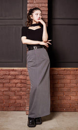 モデル:160cm(着用サイズ:FREE 着用カラー:BLK)