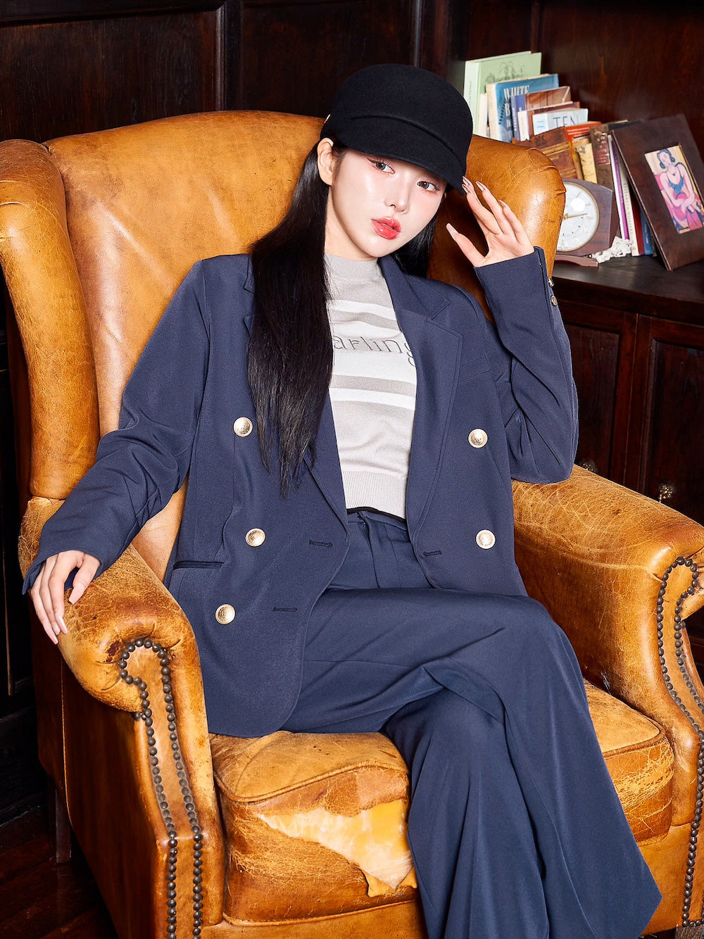 モデル:160cm(着用サイズ:FREE 着用カラー:GRY)