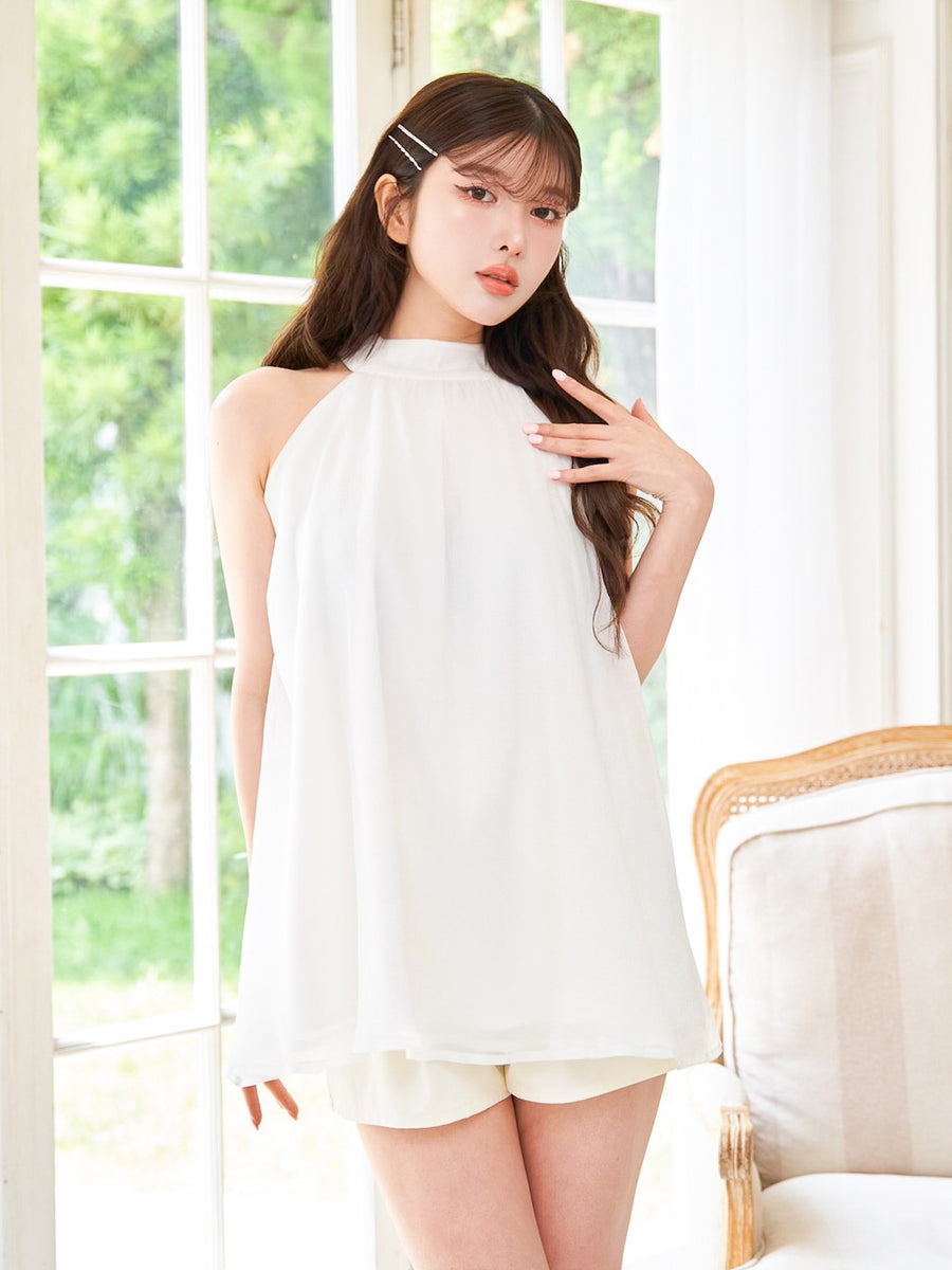 モデル:160cm(着用サイズ:FREE 着用カラー:WHT)