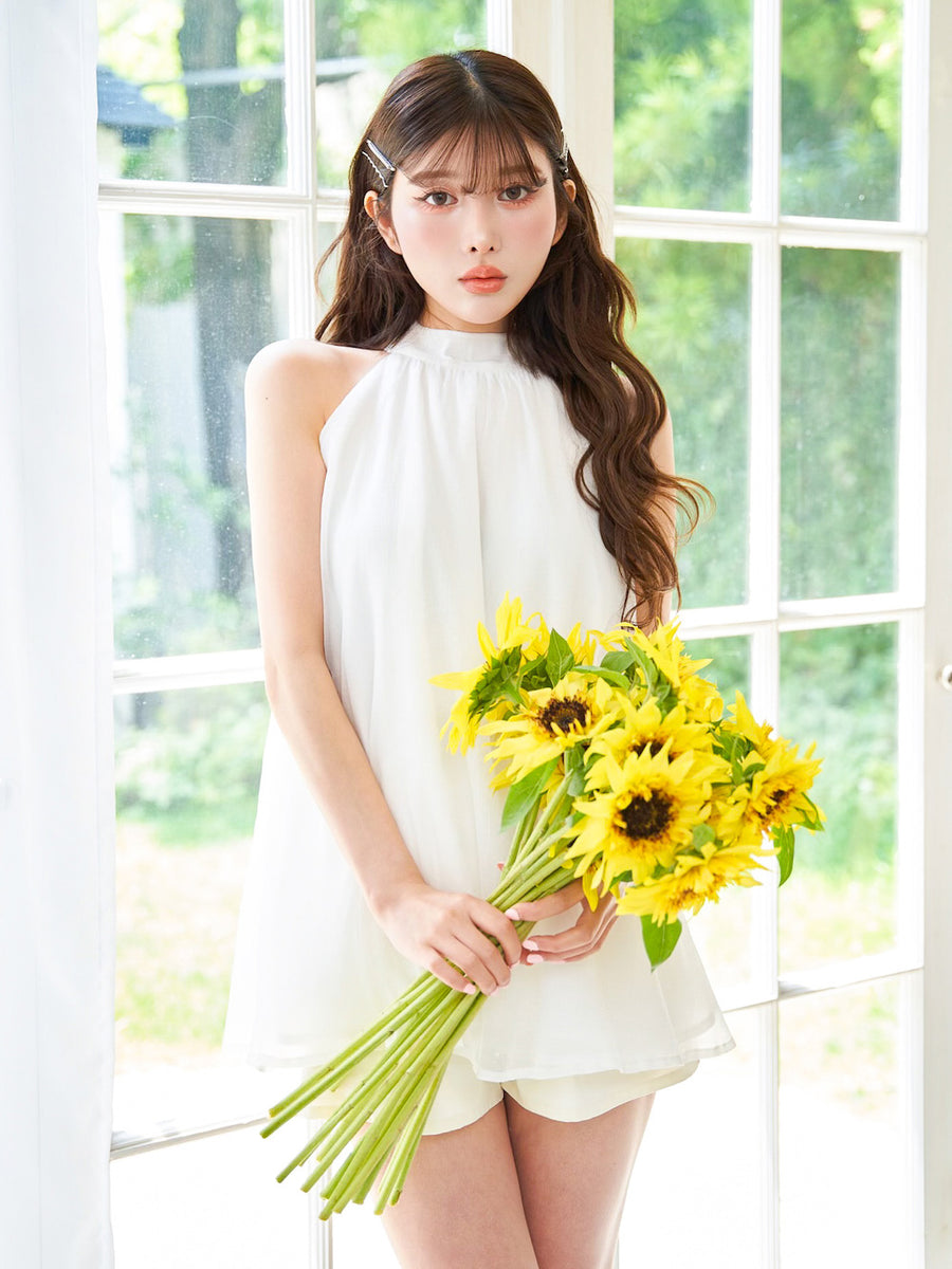 モデル:160cm(着用サイズ:FREE 着用カラー:WHT)