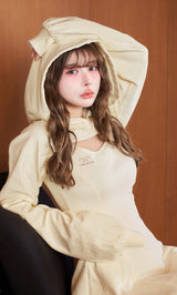 モデル:160cm(着用サイズ:FREE 着用カラー:IVO)