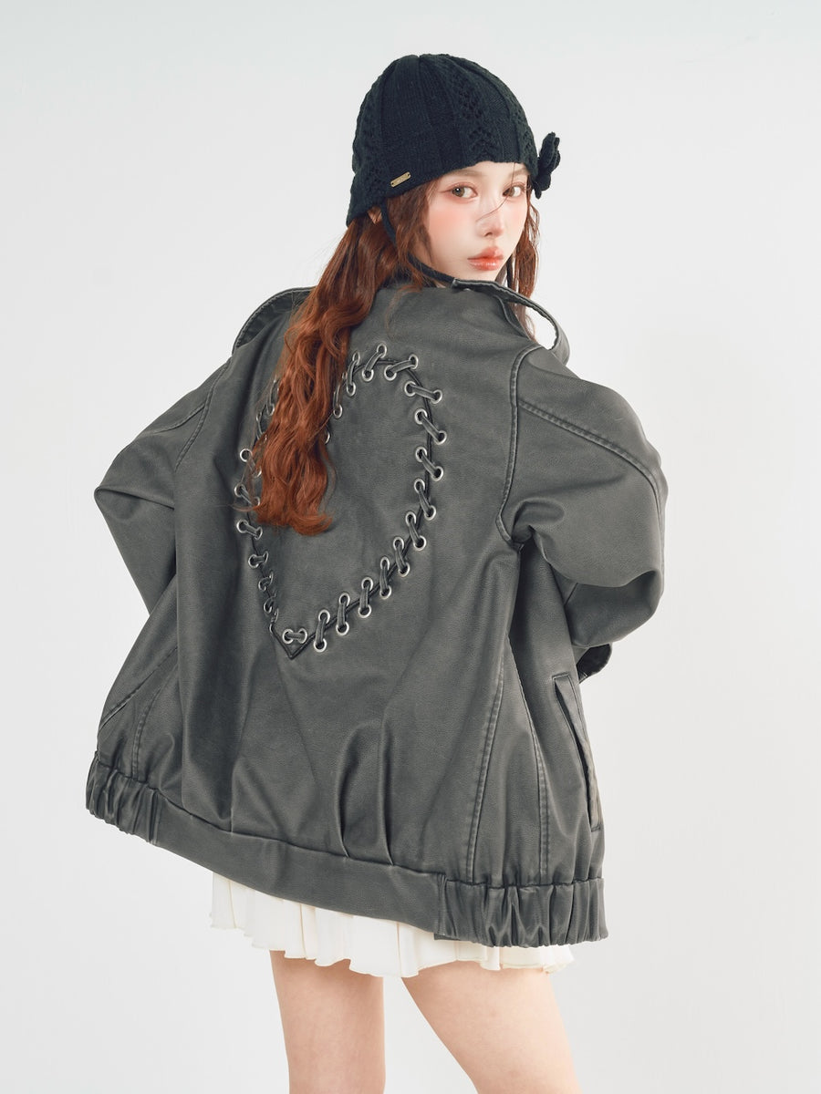 モデル:160cm(着用サイズ:FREE 着用カラー:BLK)
