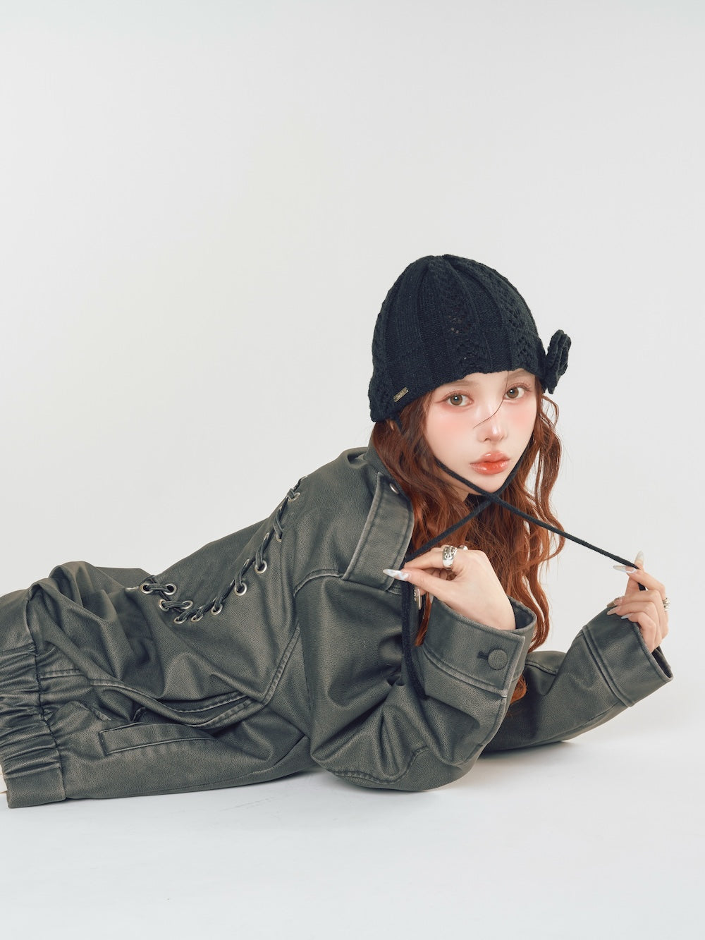 モデル:160cm(着用サイズ:FREE 着用カラー:BLK)