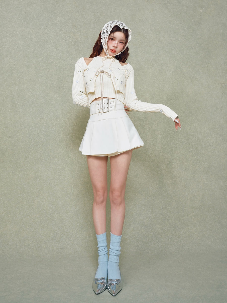 モデル:160cm(着用サイズ:FREE 着用カラー:WHT)