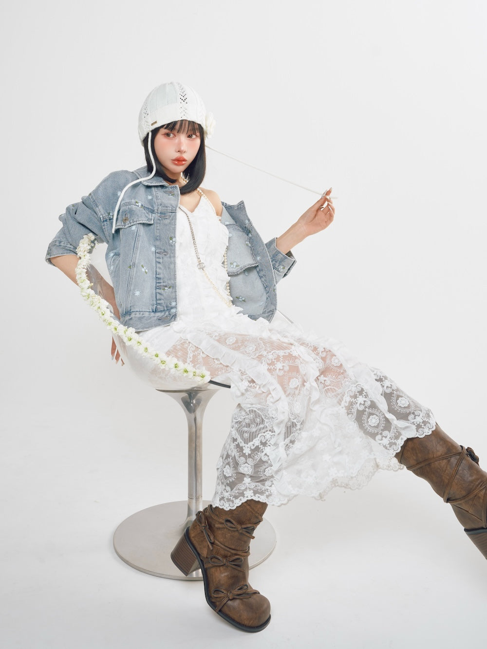モデル:160cm(着用サイズ:FREE 着用カラー:WHT)