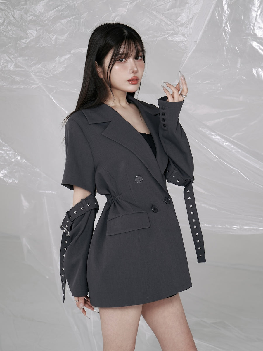 モデル:160cm(着用サイズ:FREE 着用カラー:C-GRY)