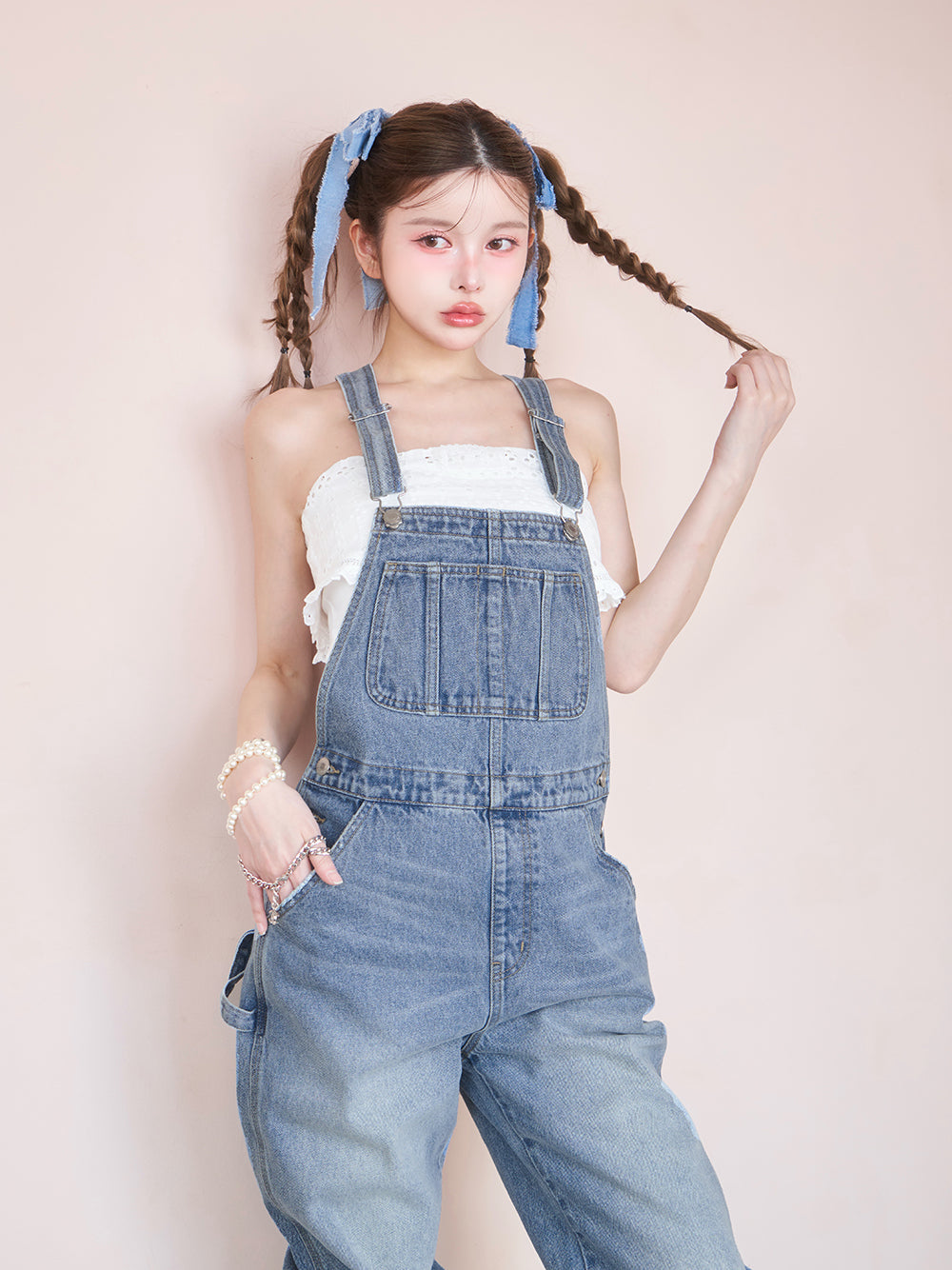 モデル:160cm(着用サイズ:S 着用カラー:BLU)