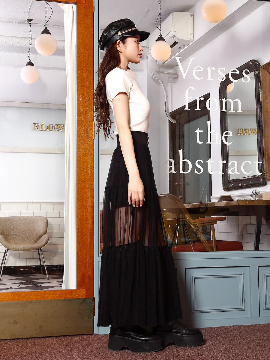 モデル:160cm(着用サイズ:FREE 着用カラー:WHT)