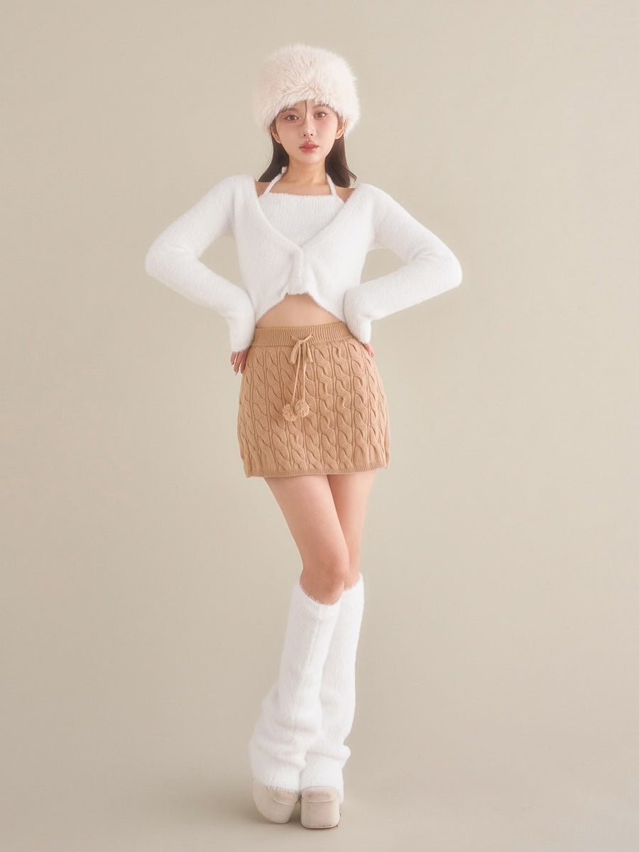 モデル:160cm(着用サイズ:FREE 着用カラー:WHT)