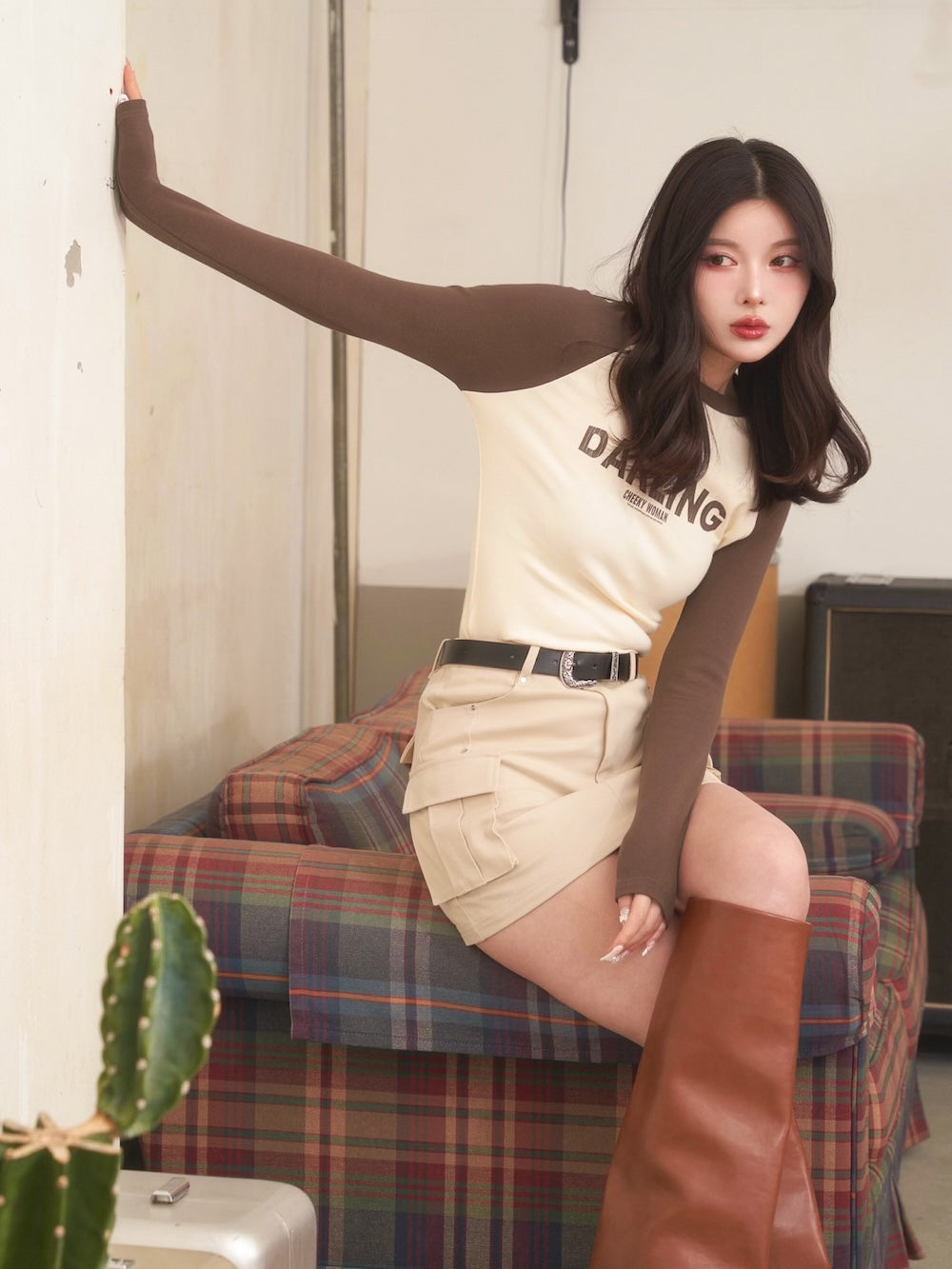 モデル:160cm(着用サイズ:FREE 着用カラー:BRN)