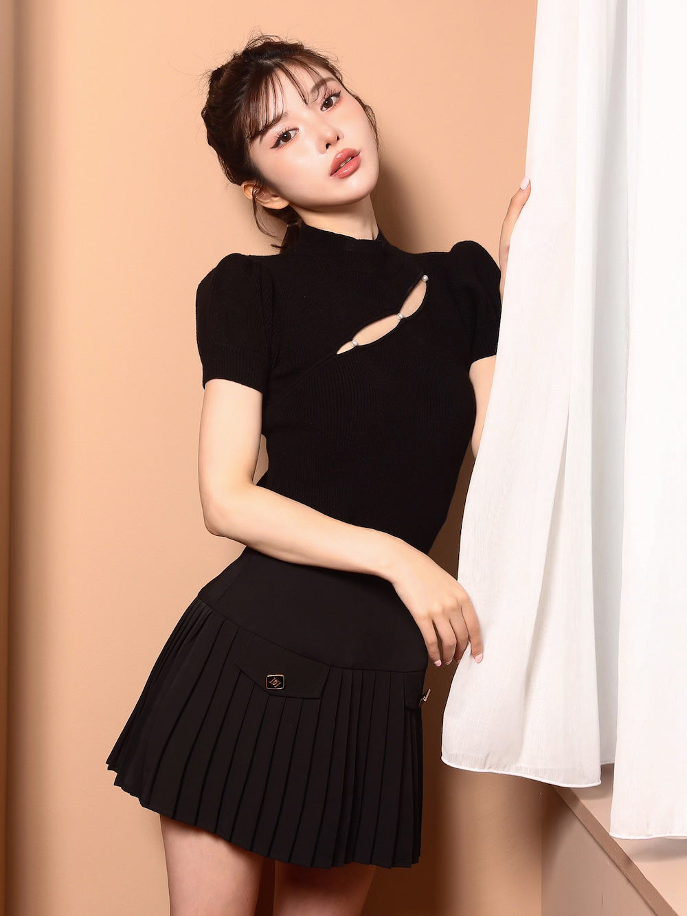 モデル:160cm(着用サイズ:S 着用カラー:BLK)