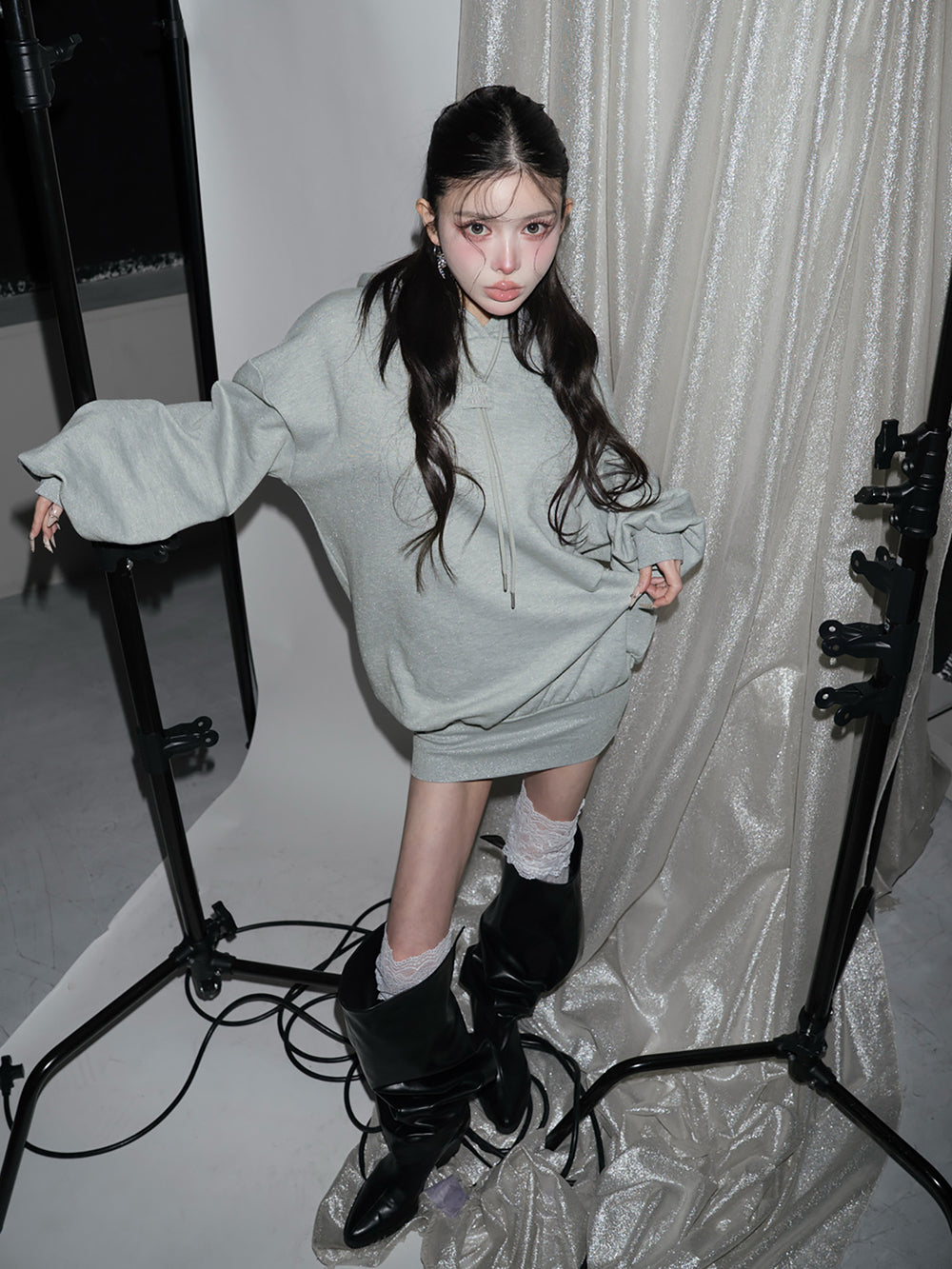 モデル:160cm(着用サイズ:FREE 着用カラー:GRY)