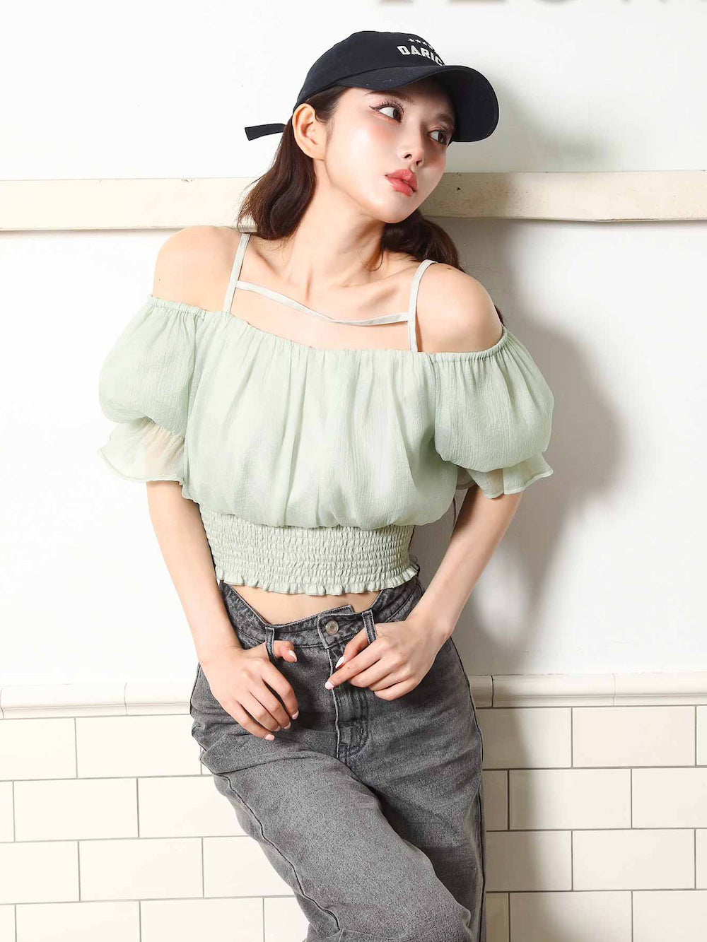 モデル:160cm(着用サイズ:FREE 着用カラー:MNT)
