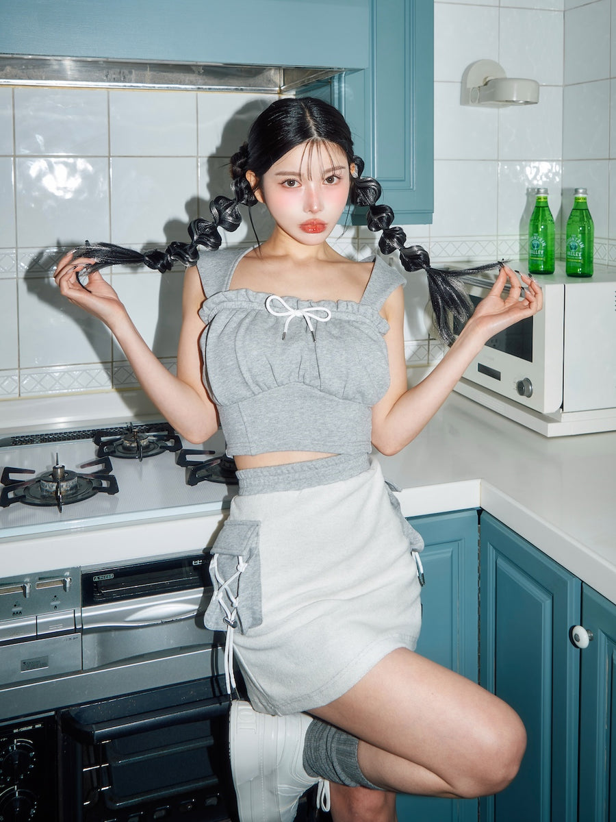 モデル:160cm(着用サイズ:FREE 着用カラー:GRY)