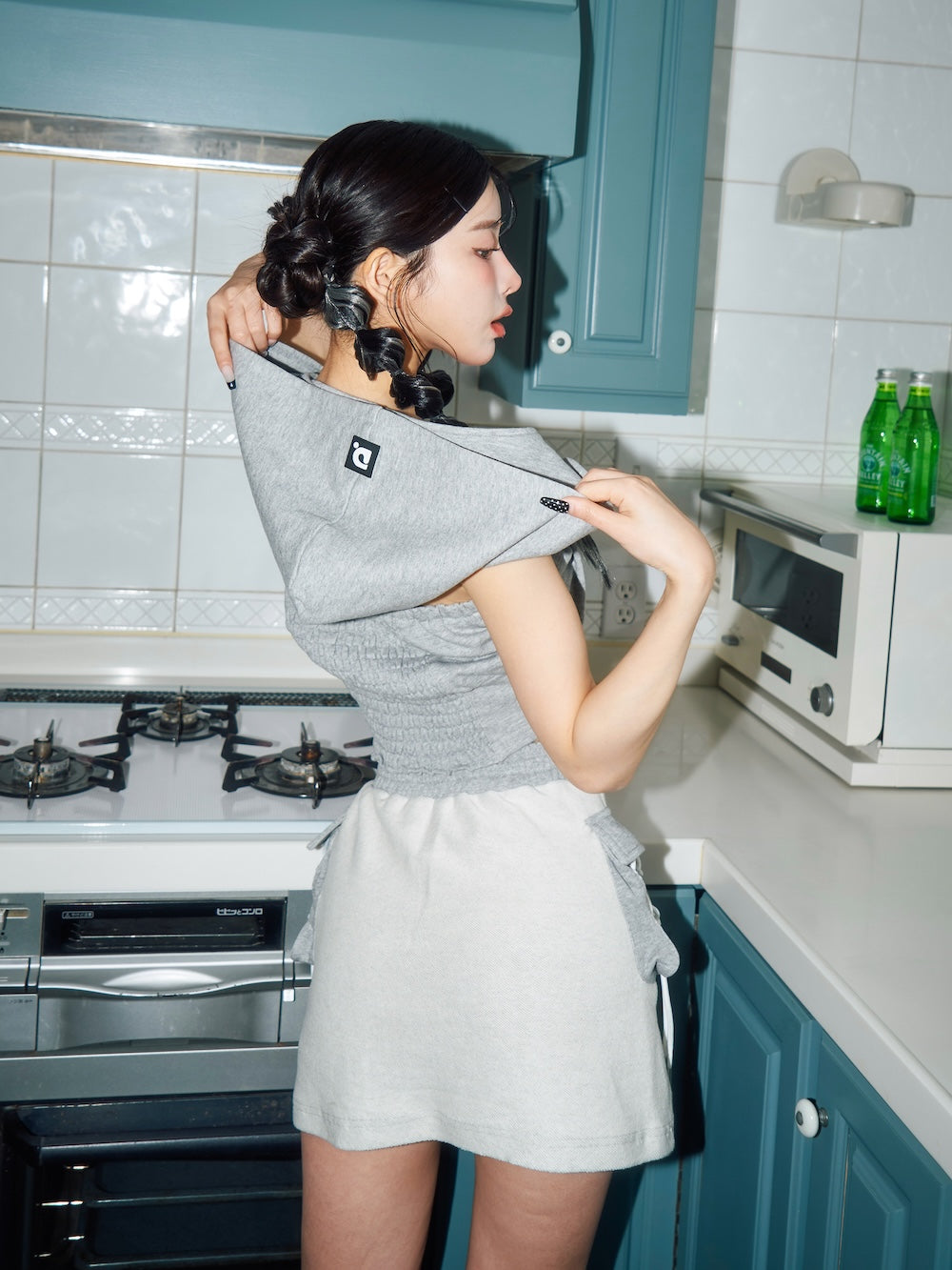 モデル:160cm(着用サイズ:FREE 着用カラー:GRY)