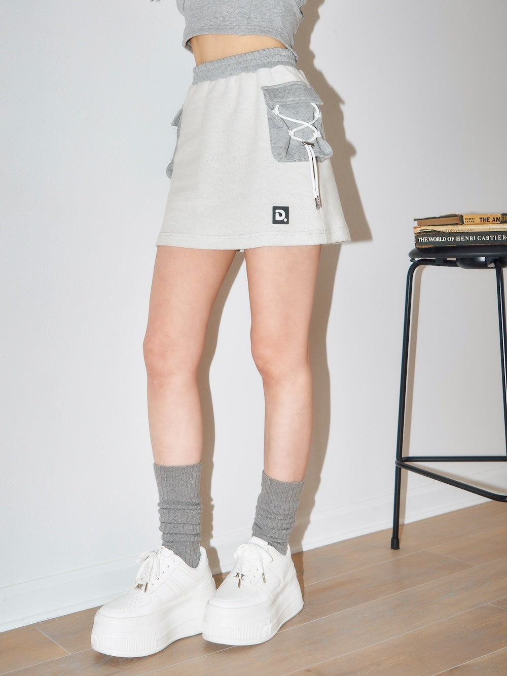 モデル:160cm(着用サイズ:FREE 着用カラー:GRY)