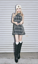 モデル:160cm(着用サイズ:FREE 着用カラー:NVY)