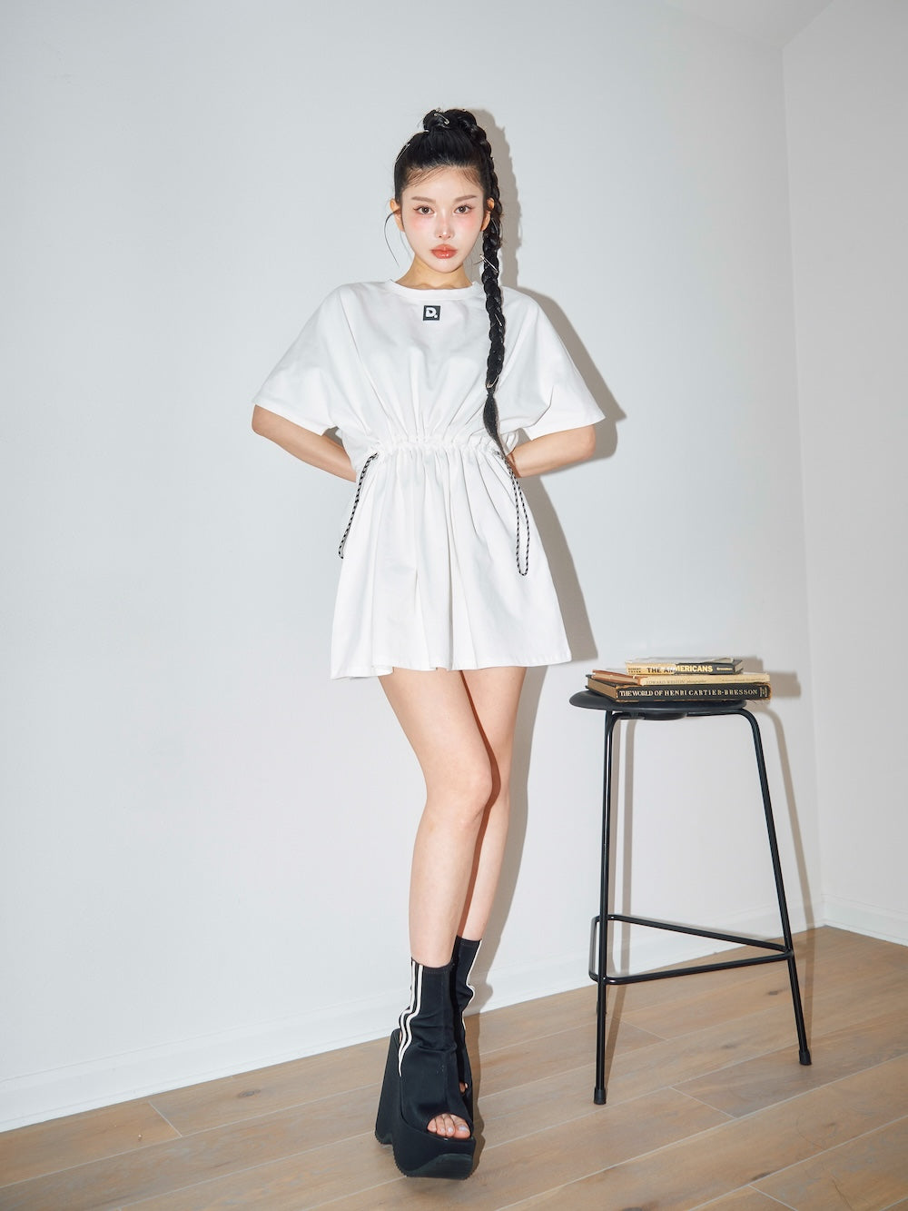 モデル:160cm(着用サイズ:FREE 着用カラー:WHT)