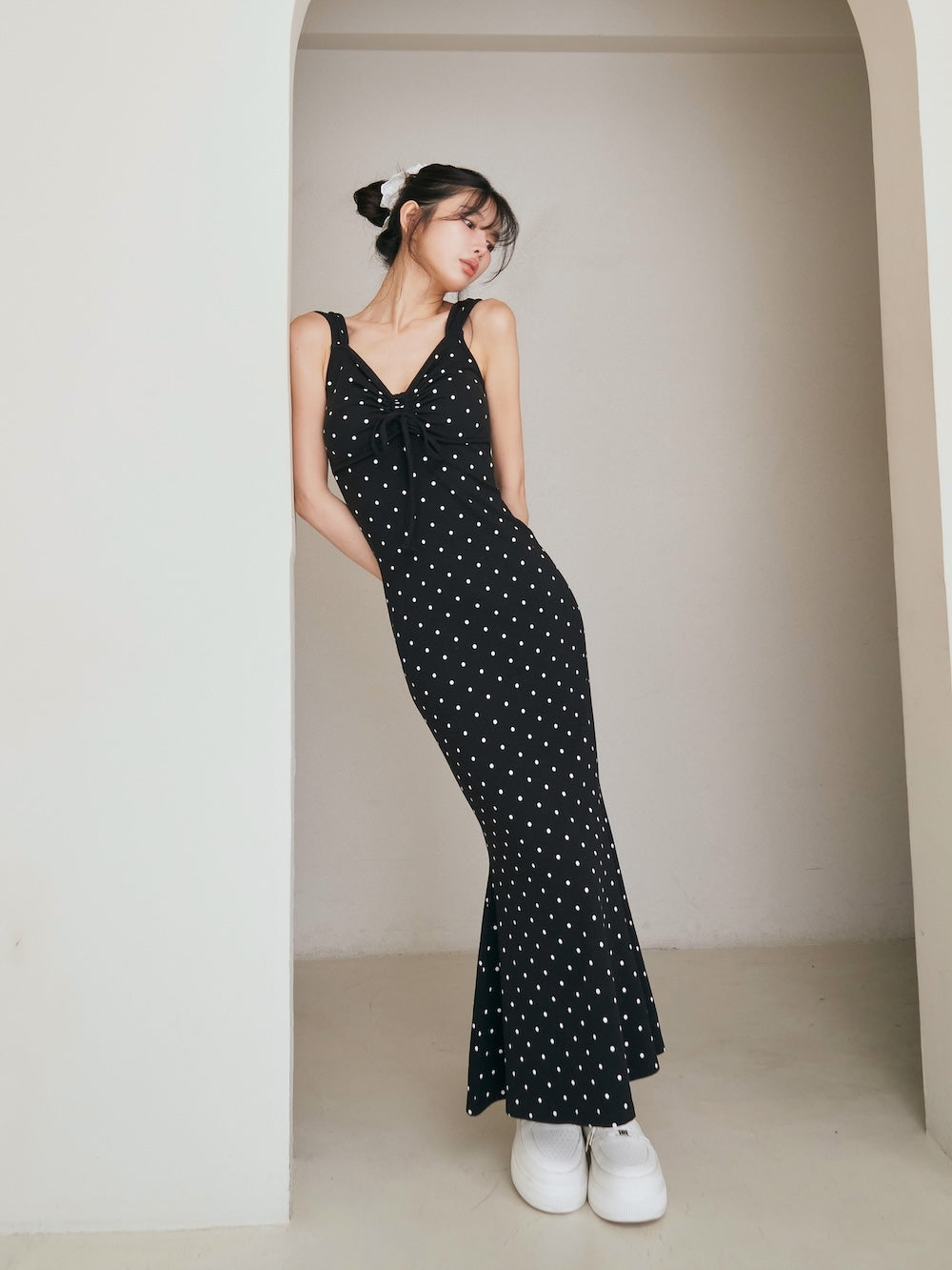モデル:160cm(着用サイズ:FREE 着用カラー:DOT)