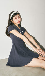 モデル:160cm(着用サイズ:FREE 着用カラー:NVY)