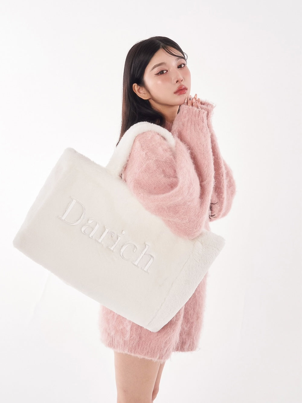 モデル:160cm(着用サイズ:FREE 福袋カラー:WHT)