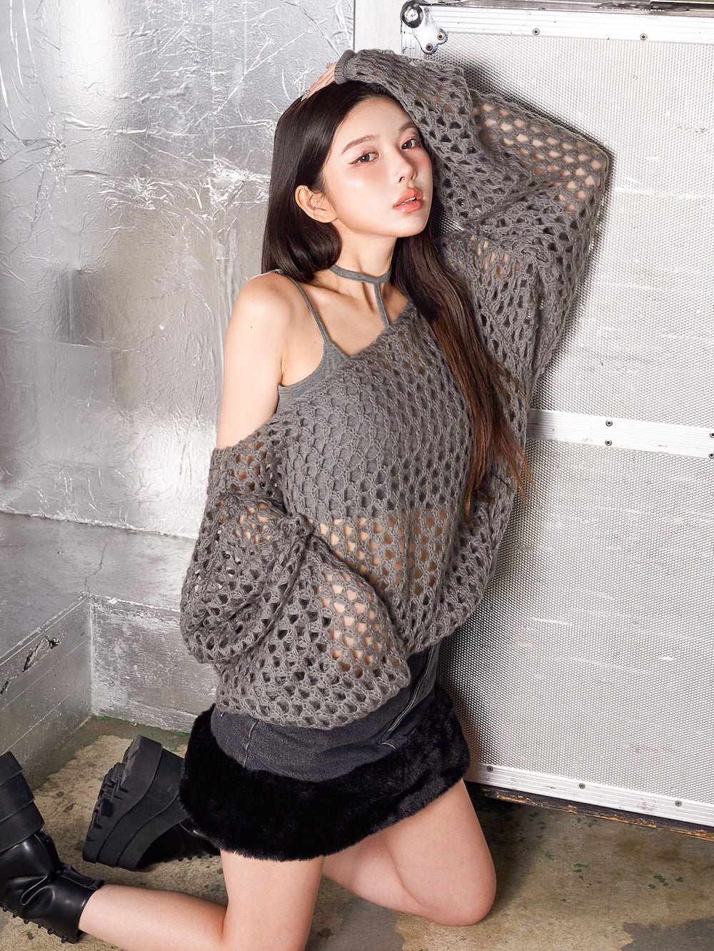 モデル:160cm(着用サイズ:FREE 着用カラー:GRY)