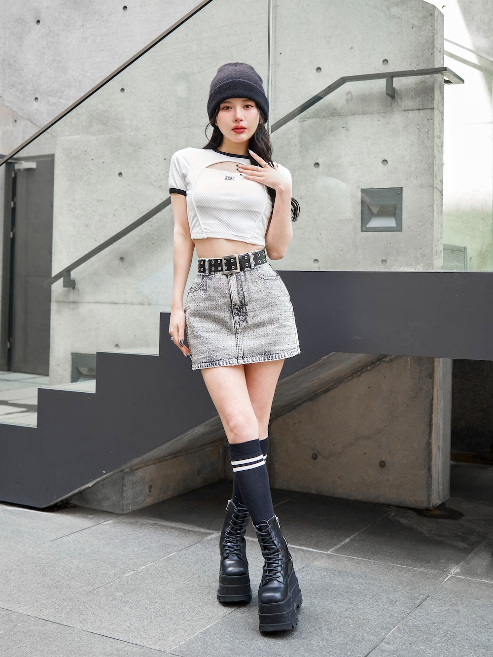 モデル:160cm(着用サイズ:S 着用カラー:BLK)