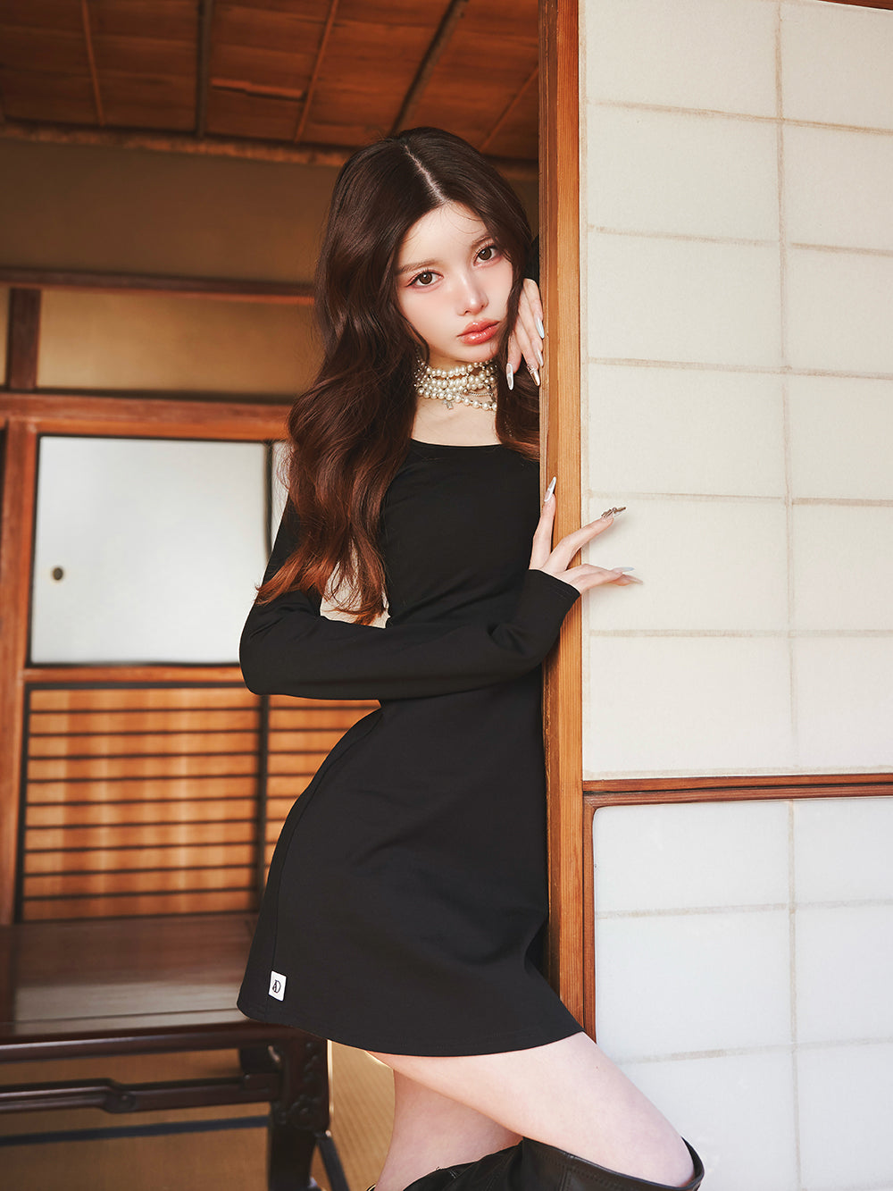 モデル:160cm(着用サイズ:FREE 着用カラー:BLK)