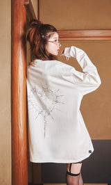 モデル:160cm(着用サイズ:FREE 着用カラー:WHT)
