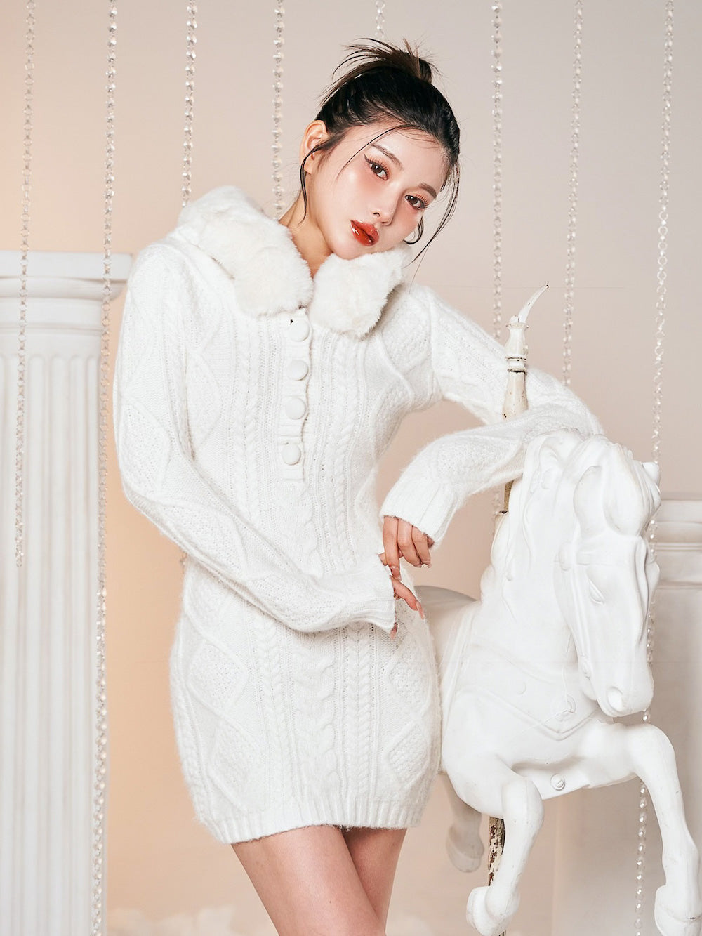 モデル:160cm(着用サイズ:FREE 着用カラー:WHT)