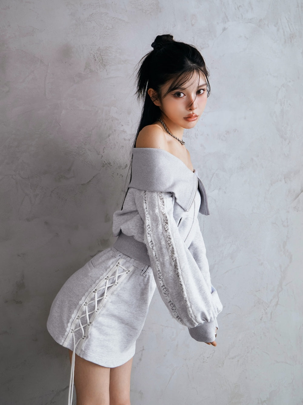 モデル:160cm(着用サイズ:FREE 着用カラー:L-GRY)