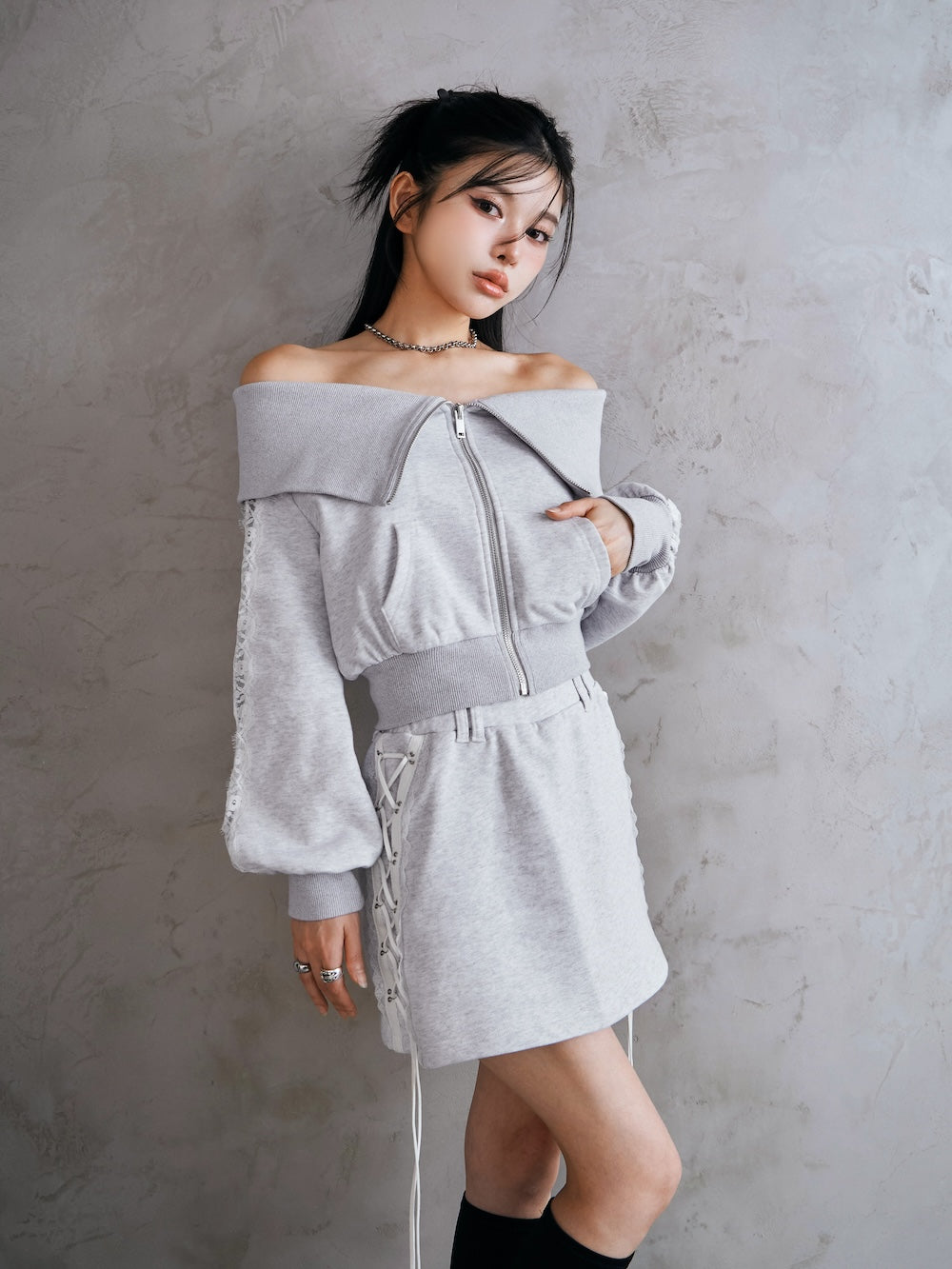 モデル:160cm(着用サイズ:FREE 着用カラー:L-GRY)