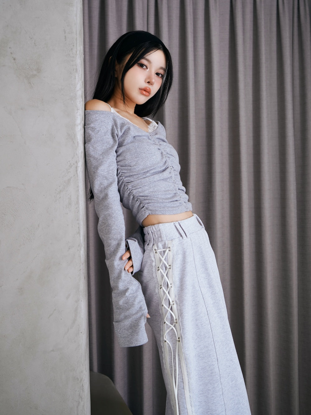 モデル:160cm(着用サイズ:FREE 着用カラー:L-GRY)