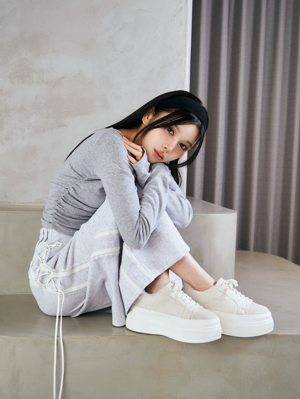 モデル:160cm(着用サイズ:FREE 着用カラー:L-GRY)