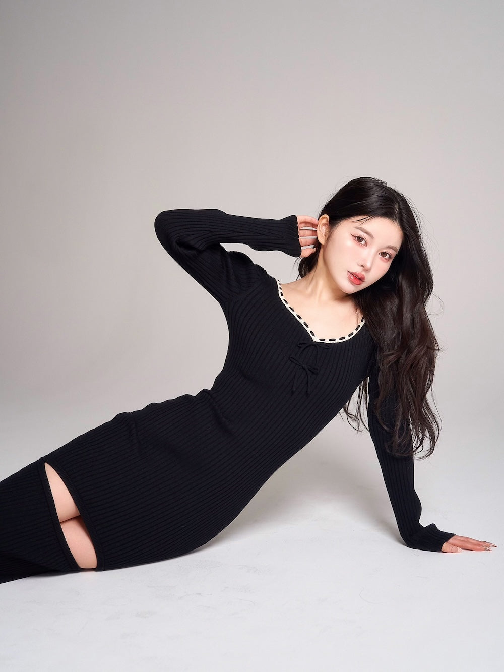 モデル:160cm(着用サイズ:FREE 着用カラー:BLK)