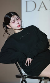 モデル:160cm(着用サイズ:FREE 着用カラー:BLK)