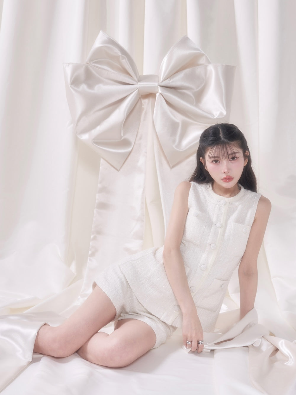 モデル:160cm(着用サイズ:FREE 着用カラー:WHT)