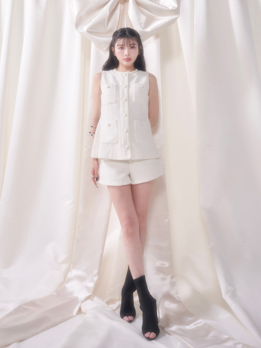 モデル:160cm(着用サイズ:S 着用カラー:WHT)